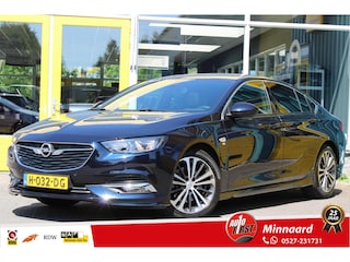 Opel Insignia Grand Sport 1.6 Turbo 200 Pk Opc line Automaat Business Executive Leer. Navi, Stoel en stuur verw, Open dak, Trekhaak