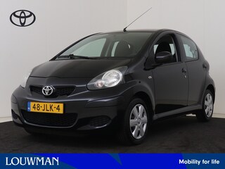 Toyota Aygo 1.0-12V Comfort I Centrale vergrendeling I Elektrische ramen voor I Radio-cd/mp3 speler I 1e Eigenaar I