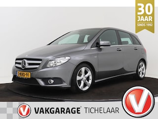 Mercedes-Benz B-klasse 180 Ambition | Trekhaak | Volledig Ond. | Navigatie | Stoelverwarming | Cruise Control |