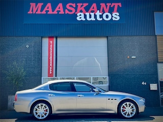 Maserati Coupé Quattroporte 4.2 V8 / Executive / ZF transmission / Seat ventilation / Schuifdak / GRIGIO NUVULARI!
