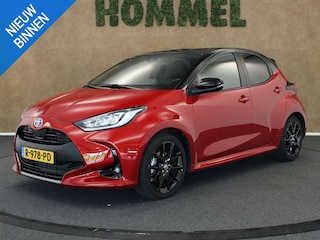 Toyota Yaris 1.5 Hybrid Executive - ORIGINEEL NEDERLANDSE AUTO - ACHTERUITRIJCAMERA - NAVIGATIE FULL MAP - ADAPTIEVE CRUISE CONTROL - DODEHOEKDETECTIE - CLIMATE CONTROL - KEYLESS START/ENTRY - LICHTMETALEN VELGEN 17 INCH - STOELVERWARMING VOORZIJDE - HALFLEDEREN BEKLEDING