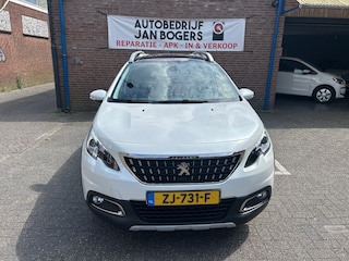 Peugeot 2008 1.2 PureTech Allure