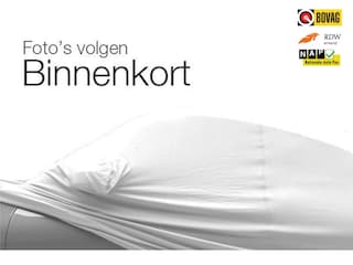 Mercedes-Benz A-klasse 180 AMG Pakket*CAMERA*NAP*AUTOMAAT*CARPLAY