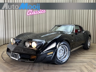 Chevrolet Corvette C3 Targa *Holley / Edelbrock* / Cruise Control / 350 Cu V8 5,7L Automaat / Chrome Knock-Off Wheels