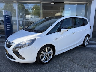 Opel Zafira Tourer 1.4 7Persoon. Stuurverwarming/Trekhaak/Nav/Stoelverwarming
