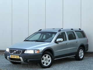 Volvo XC70 2.5T AUT Momentum Leer / Navi / Cruise control / Stoelverwarming