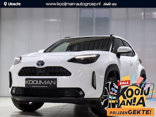 Toyota Yaris Cross 1.5 Hybrid Dynamic | Slechts 8.300km! | Parkeersensoren | Stoelverwarming | Dodehoek detectie | Keyless | Adaptive cruise control | Achteruitrij camera | Apple Carplay/Android Auto | Full map navigatie |