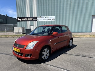 Suzuki Swift 1.3-16V Exclusive 5-Deurs Automaat 93 PK. Slechts 135.000 KM !!!