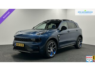 Lynk & Co 01 1.5 261PK Plug-in Hybrid |Trekhaak|Pano|AppleCarplay|Adaptive Cruise|