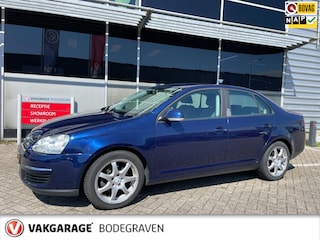Volkswagen Jetta 1.6 Trendline / navigatie / trekhaak