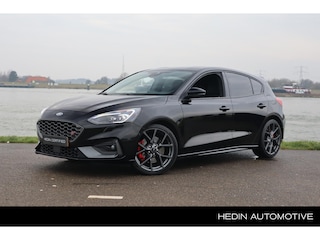 Ford Focus 2.3 EcoBoost 280pk ST-3 | Performance pack | Driver Pack | Adaptive LED | Sper Diff!