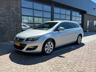 Opel Astra Sports Tourer 1.4 Turbo Business + | Trekhaak | Navi | Clima | Cruise |