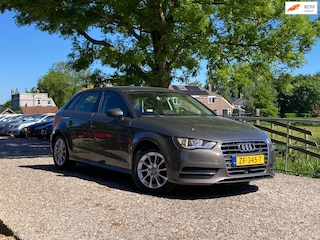 Audi A3 Sportback 1.6 TDI ultra Attraction Pro Line plus | Leder + Cruise + Clima nu € 8.450,-!!!