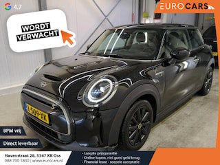 Mini Mini Classic 33 kWh Climate control Cruise control LED Parkeersensoren Achteruitrijcamera