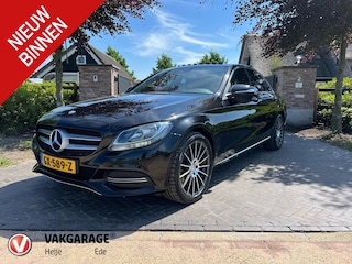 Mercedes-Benz C-klasse 180 Prestige | Schuifdak | Trekhaak | Stoelverwarming |