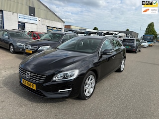 Volvo V60 2.0 D3 Nordic+ NAV. + Clima Bj:2016 NAP!