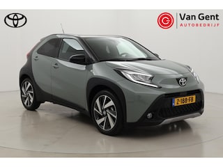 Toyota Aygo 1.0 VVT-i MT Envy | Navigatie | Parkeersensoren voor/achter | Apple Carplay / Android Auto | Adaptive Cruise | Clima | Camera | 18 inch