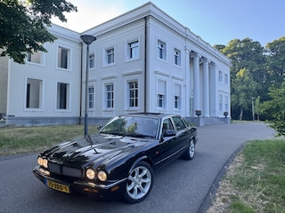 Jaguar XJ 4.0 V8, SUPERCHARGED, SCHUIFDAK