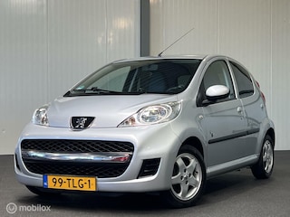Peugeot 107 1.0-12V Black & Silver 5-drs [ NAP airco LM ]