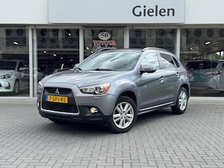 Mitsubishi ASX 1.6 ClearTec Intense | Panoramadak, Navigatie, Climate control, Lichtsensor, regensensor