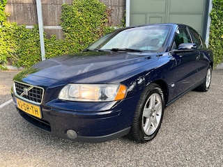 Volvo S60 2.4 Edition II AIRCO | TREKHAAK | NAP!!!