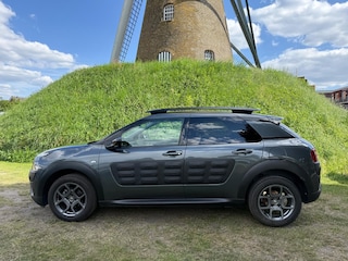 Citroën C4 Cactus 1.2 PureTech Shine AUTOMAAT EERSTE EIGENAAR DEALER ONDERHOUDEN ZEER ZUINIG