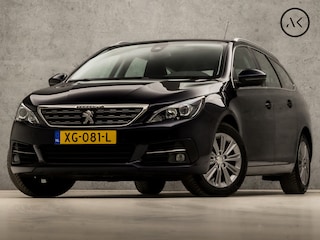 Peugeot 308 SW 1.2 PureTech Sport (APPLE CARPLAY, GROOT NAVI, LEDER/ALCANTARA, PARKEERSENSOREN, SPORTSTOELEN, LANE ASSIST, DAB+, CRUISE, NIEUWSTAAT)