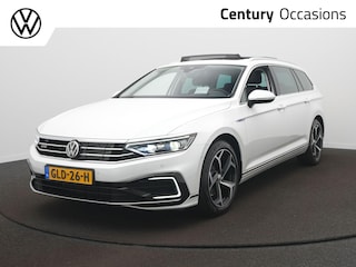 Volkswagen Passat Variant 1.4 TSI PHEV GTE Business / Panodak / 18 Inch / Virtual / Elek. Trekhaak