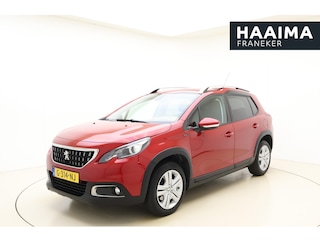 Peugeot 2008 1.2 PureTech Signature 110pk | Automaat | Navigatie | Airco | Trekhaak | Lichtmetalen Velgen | Cruise Control | Parkeersensoren Achter | Weinig Kilometers