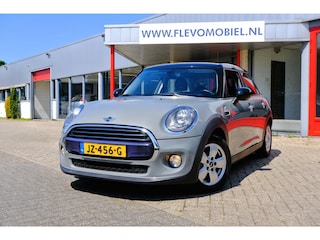 Mini Cooper 1.5 Business Navi|Clima|LMV|Cruise