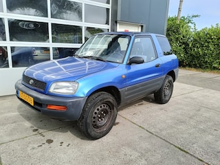 Toyota RAV4 FunCruiser 2.0i 4x4