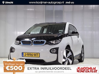 BMW i3 Basis Comfort Advance 22 kWh | 19'' LM Velgen | Stoelverwarming | Nette auto |