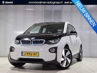 BMW i3 Basis Comfort Advance 22 kWh | 19'' LM Velgen | Stoelverwarming | Nette auto |