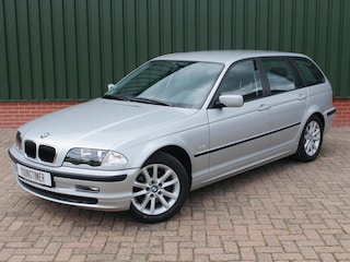 BMW 3-serie Touring 318i Executive touring aut met M43TU motor youngtimer