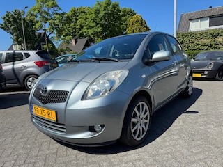 Toyota Yaris 1.3 VVTi Sol MMT 5Drs,Automaat,Airco,Cruise,Nap,Dealer ondh,Leder,