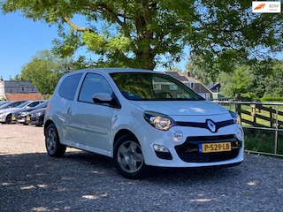 Renault Twingo 1.2 16V Acces | Cruise + Airco nu € 3.975,-!!!