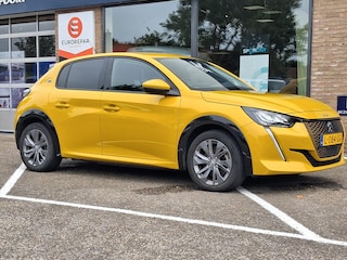 Peugeot 208 EV 50kWh 136pk 3-fase Allure Pack Navigatie | Apple Carplay & Android Auto | Cruise & Climate control | 3D-cockpit | Achteruitrijcamera | P-hulp | BT