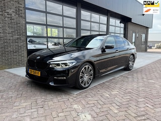 BMW 520i High Executive | VOL! | Dak | HUD | Carplay | Leer | M- Pakket |