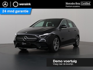 Mercedes-Benz B-klasse 180 AMG Line | Panoramadak | Trekhaak | Winter pakket | Matrix LED koplampen
