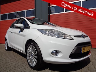 Ford Fiesta 1.25 Titanium 82PK Airco Cruise LMV NL-Auto