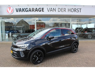Opel Crossland 1.2-130pk Turbo GS Line. Sportieve en unieke auto ! Slechts 25.000km ! AGR stoelen, navigatie, telefoon voorbereiding., cruise cntrl, volautm. airco, metallic lak, 'Black-Red Line', LM wielen, Isofix etc.