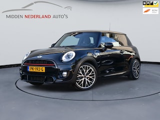 Mini Cooper 1.5 * JOHN COOPER WORKS * HARMAN KARDON * HEAD UP * STOELVERWARMING *