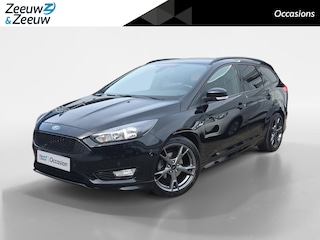 Ford Focus Wagon 1.0 ST-Line | Cruise Control | Apple Carplay/Android Auto | Climate Control | Parkeersensoren | 18" inch velgen | Privacy Glass |