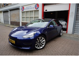 Tesla Model 3 Long Range AWD 75 kWh Dual Motor | Nederlandse BTW auto | 351 pk | Panorama | Auto Pilot | Leer | Electrische stoelen met memory en verwarming | 19inch sportvelgen