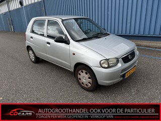 Suzuki Alto 1.1 GX Mistlamp, Radio Bij de verkoop van gebruikte voertuigen door CD-Cars wordt geen standaard garantie verstrekt. De koper aanvaardt het voertuig in de staat waarin het zich bevindt op het moment van aankoop, in