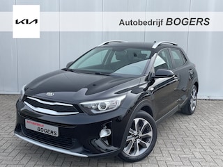 Kia Stonic 1.0 T-GDi DynamicLine Navigatie, Airco, Cruise Control, 17"Lm, Trekhaak, Achteruitrijcamera