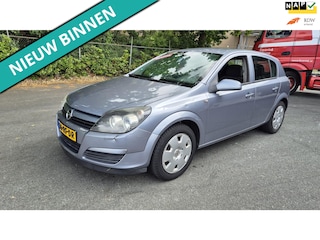 Opel Astra 1.4 Enjoy LEUKE AUTO RIJDT EN SCHAKELT GOED