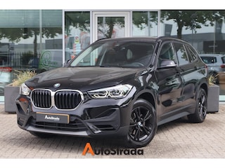 BMW X1 (f48) sDrive18i Executive Edition 140pk | Cruise | Climate | Camera | Stoelverwarming | LED | Leder | Head-Up