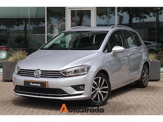 Volkswagen Golf Sportsvan 1.2 Highline TSI | Camera | Cruise | Climate | trekhaak | Lichtmetalen Velgen | Radio | Navi
