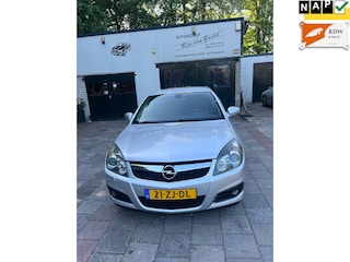 Opel Vectra GTS AUTOMAAT TREKHAAK 1.8-16V Executive